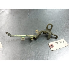 93T123 Engine Lift Bracket From 2003 Subaru Legacy  2.5